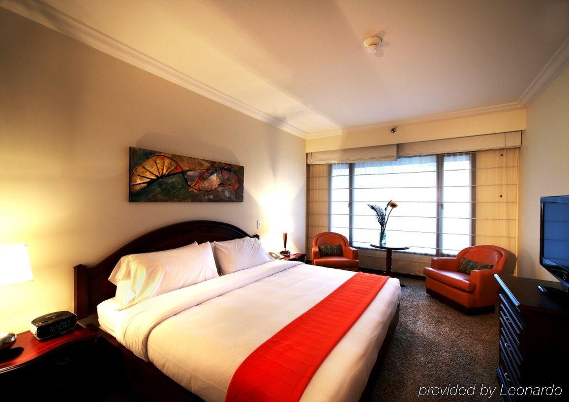 Nh Cali Royal Hotel Kamer foto