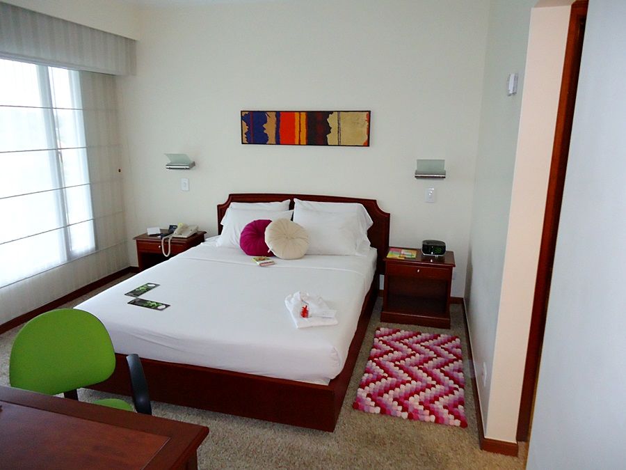 Nh Cali Royal Hotel Buitenkant foto
